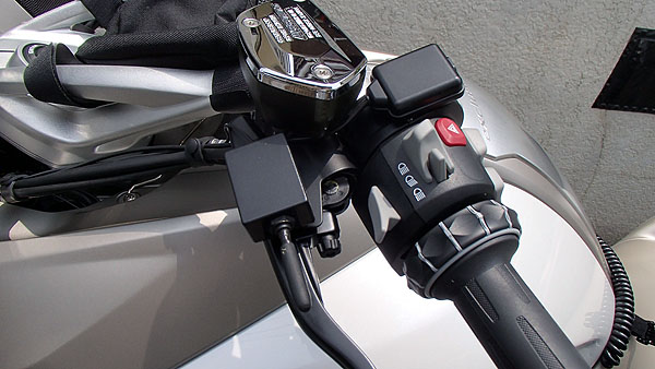 ETCアンテナと無線機用トークスイッチ